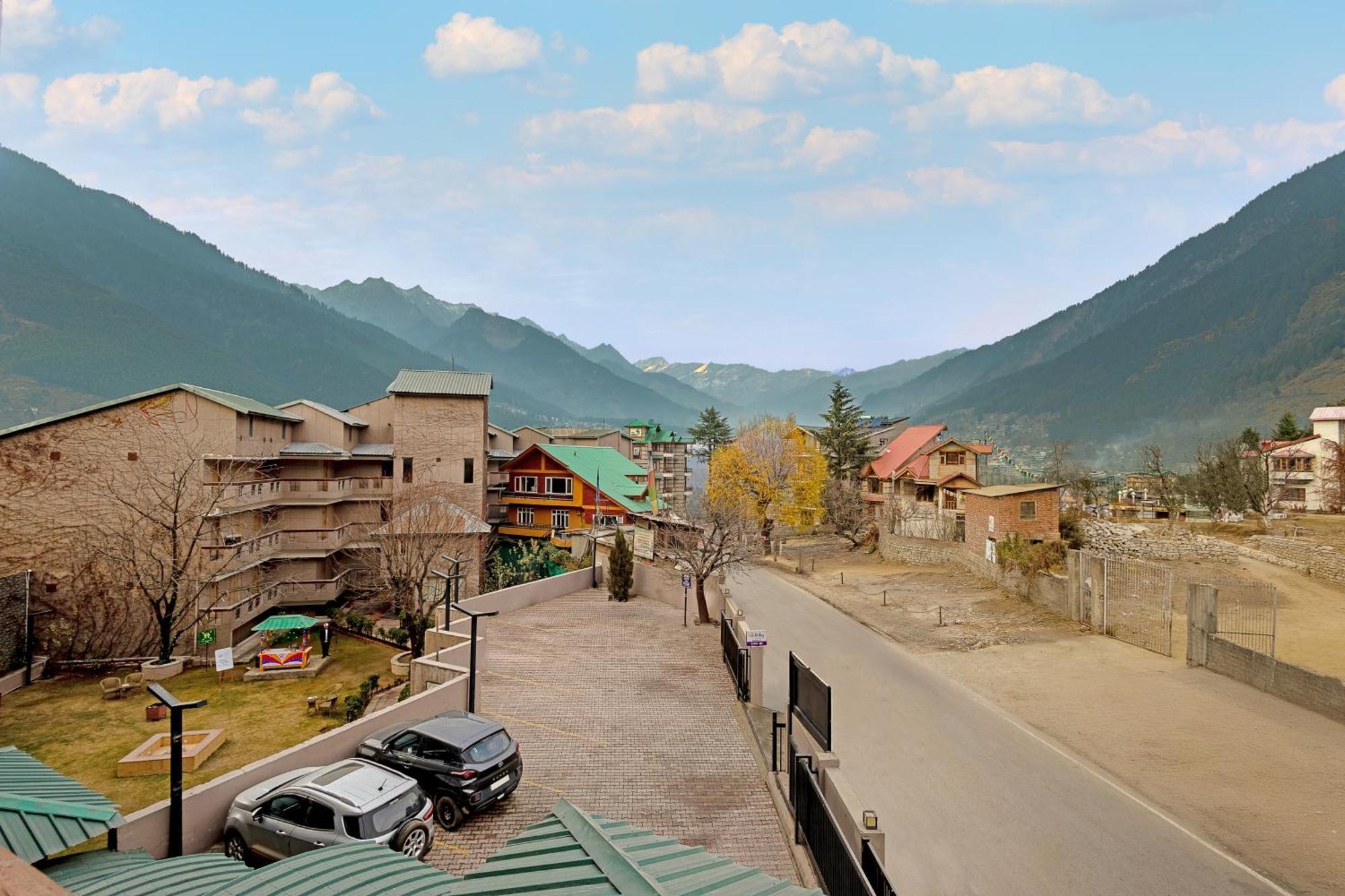 Sterling Manali Hotel Екстериор снимка