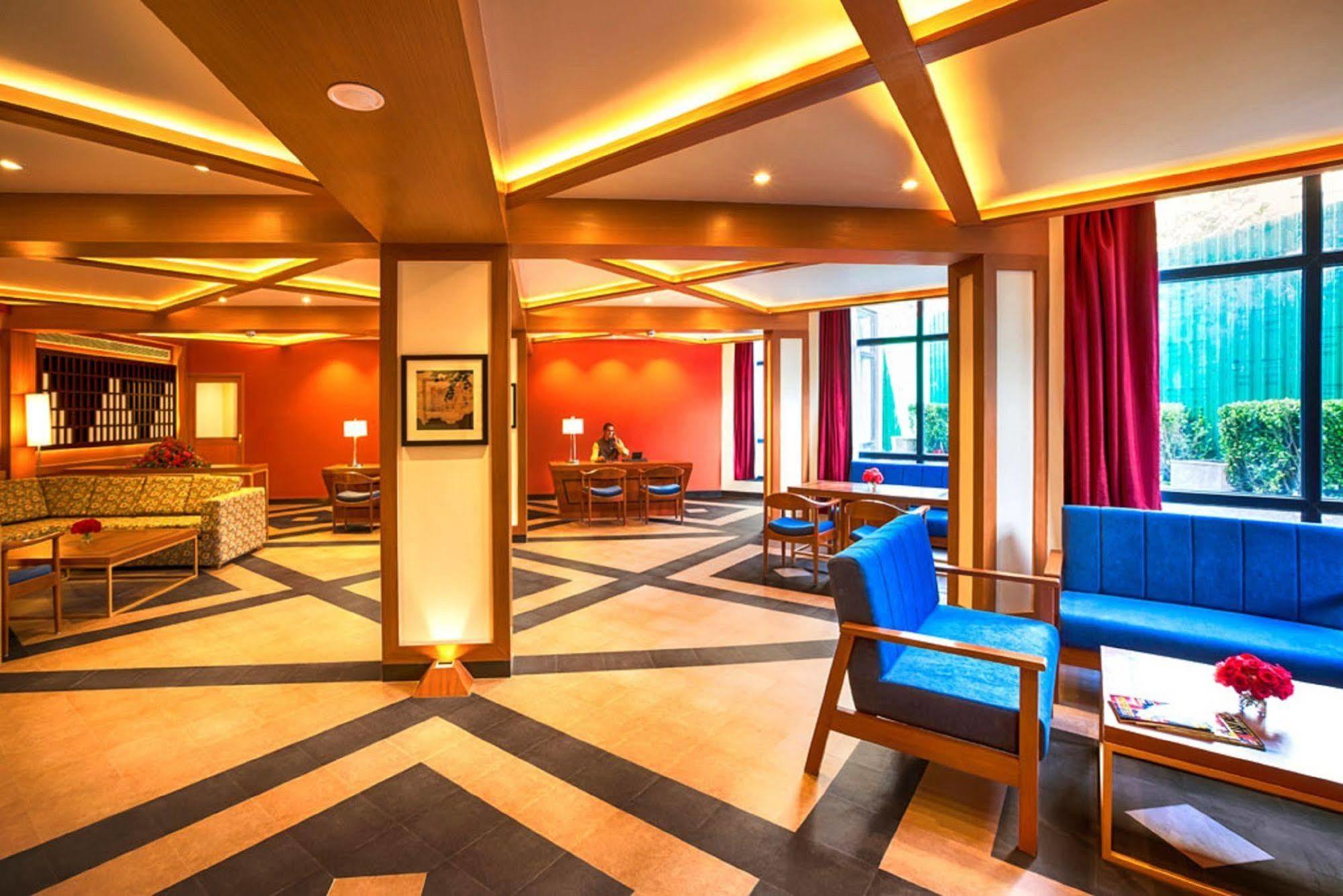 Sterling Manali Hotel Екстериор снимка